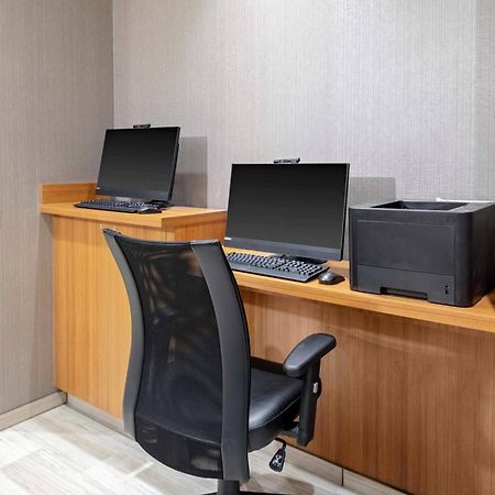 Springhill Suites By Marriott Kansas City Plaza Экстерьер фото