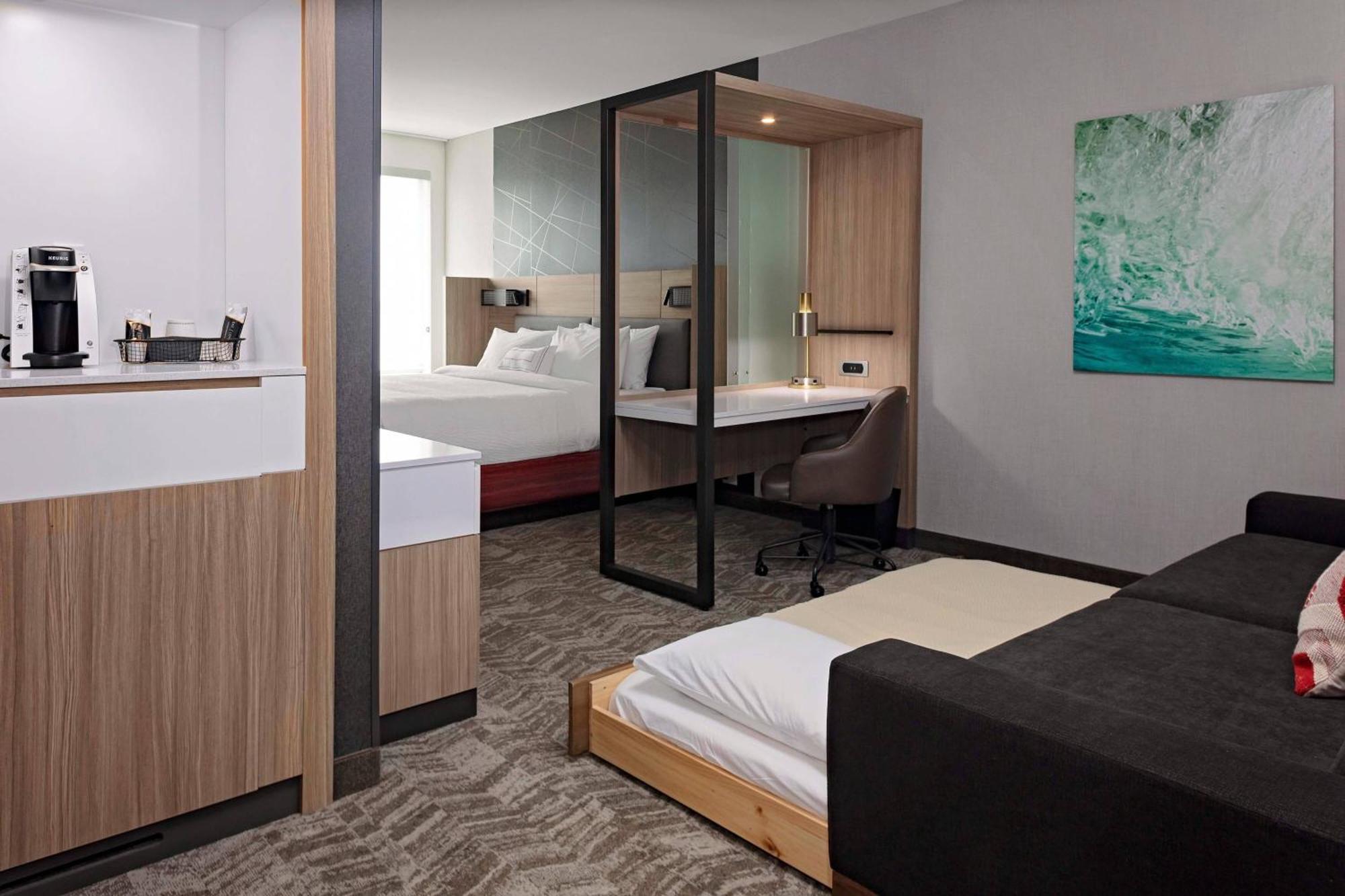 Springhill Suites By Marriott Kansas City Plaza Экстерьер фото