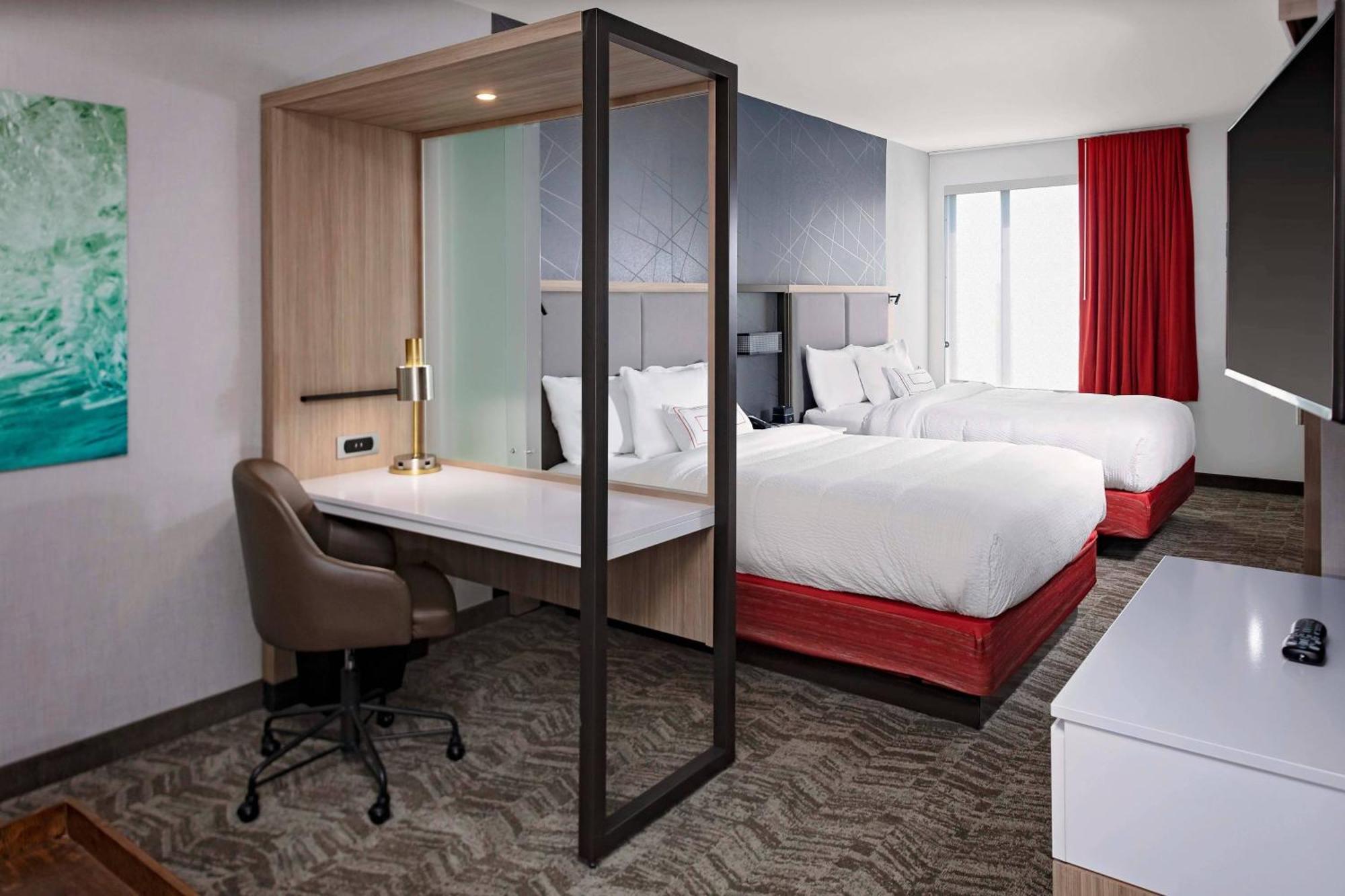 Springhill Suites By Marriott Kansas City Plaza Экстерьер фото