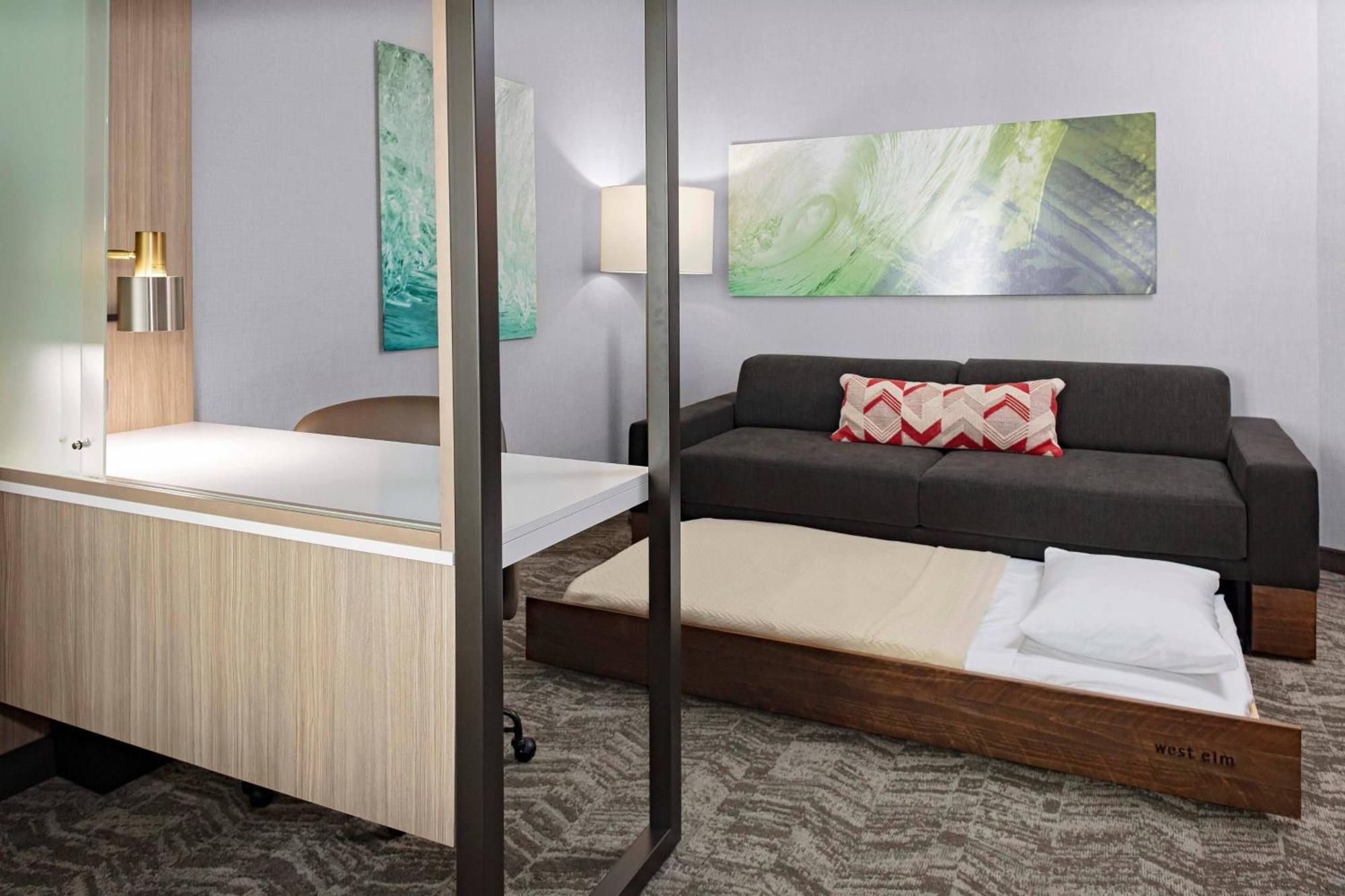 Springhill Suites By Marriott Kansas City Plaza Экстерьер фото
